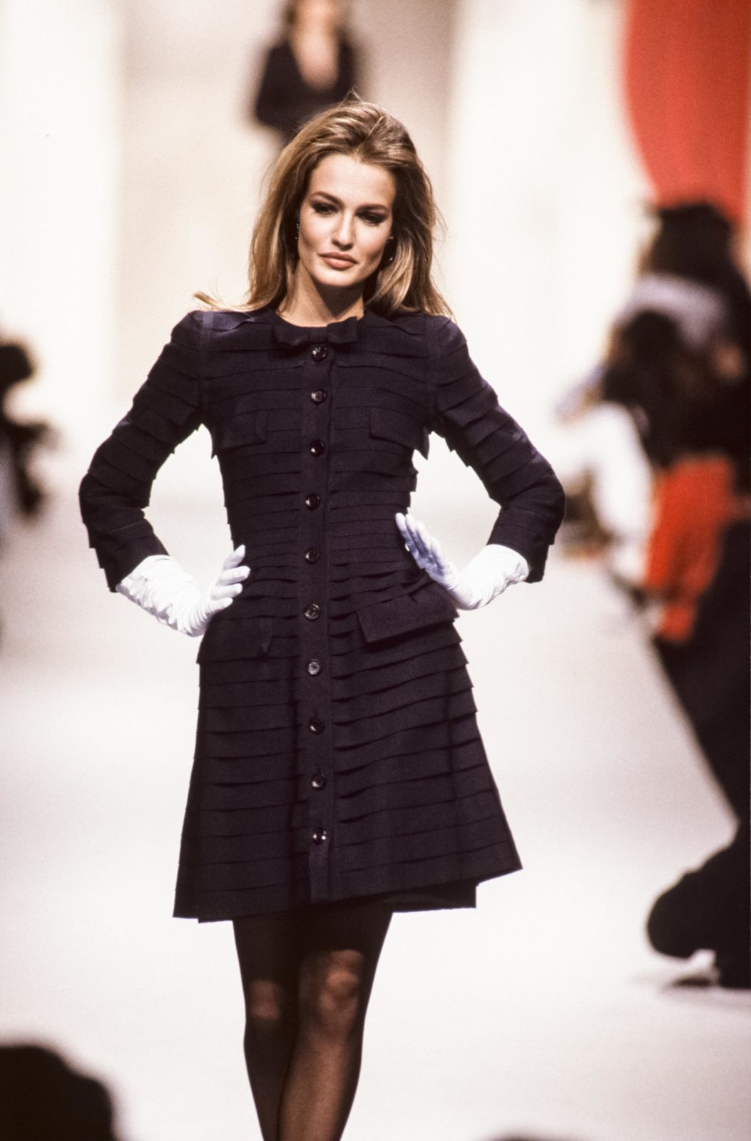 The Most Iconic 1990s Supermodels in Chanel Shows – Vogue Hong Kong
