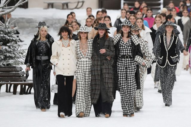 Chanel Honours Karl Lagerfeld With His Final Collection