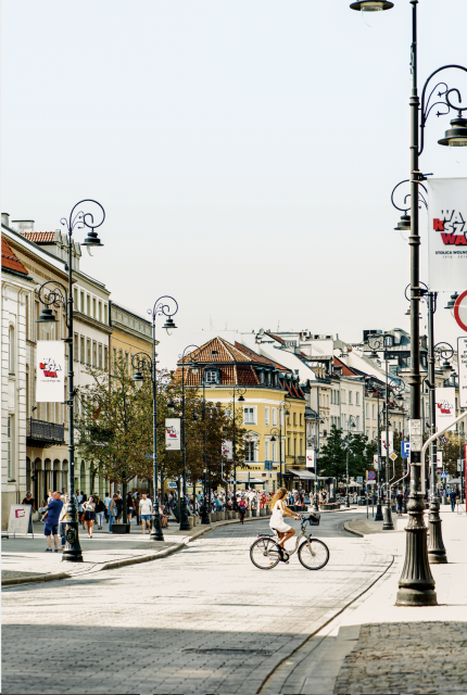 歐洲最有趣的首都：下一個必去的城市——「波蘭華沙」！