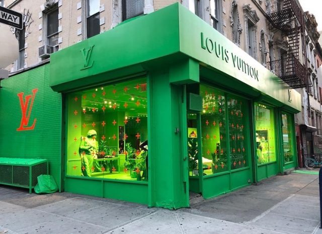 隨芝加哥、紐約之後 Louis Vuitton 概念店下一站來到香港，不知道將會以什麼顏色呈現？