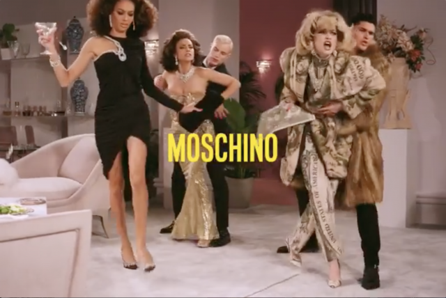Moschino秋冬廣告是一場拜金女的鬧劇？且看Gigi Hadid、Irina Shayk及Joan Smalls如何演繹