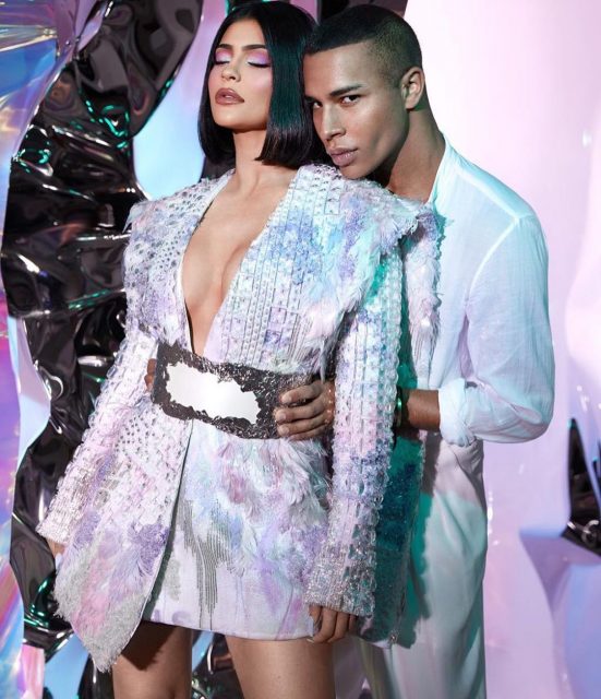 Kylie Jenner 將操刀 Balmain SS2020 巴黎時裝展妝容！由話題女王成為藝術總監