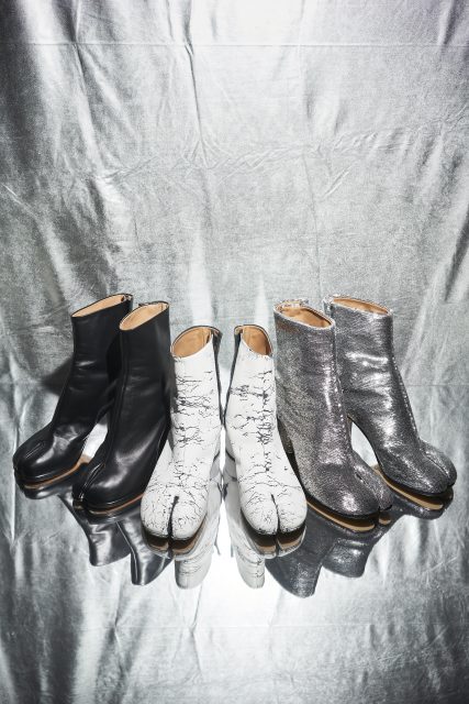 Maison Margiela 忍者鞋：罕有展出巴黎總部珍藏 Tabi 設計 |《The Tabi Cult》香港展覽