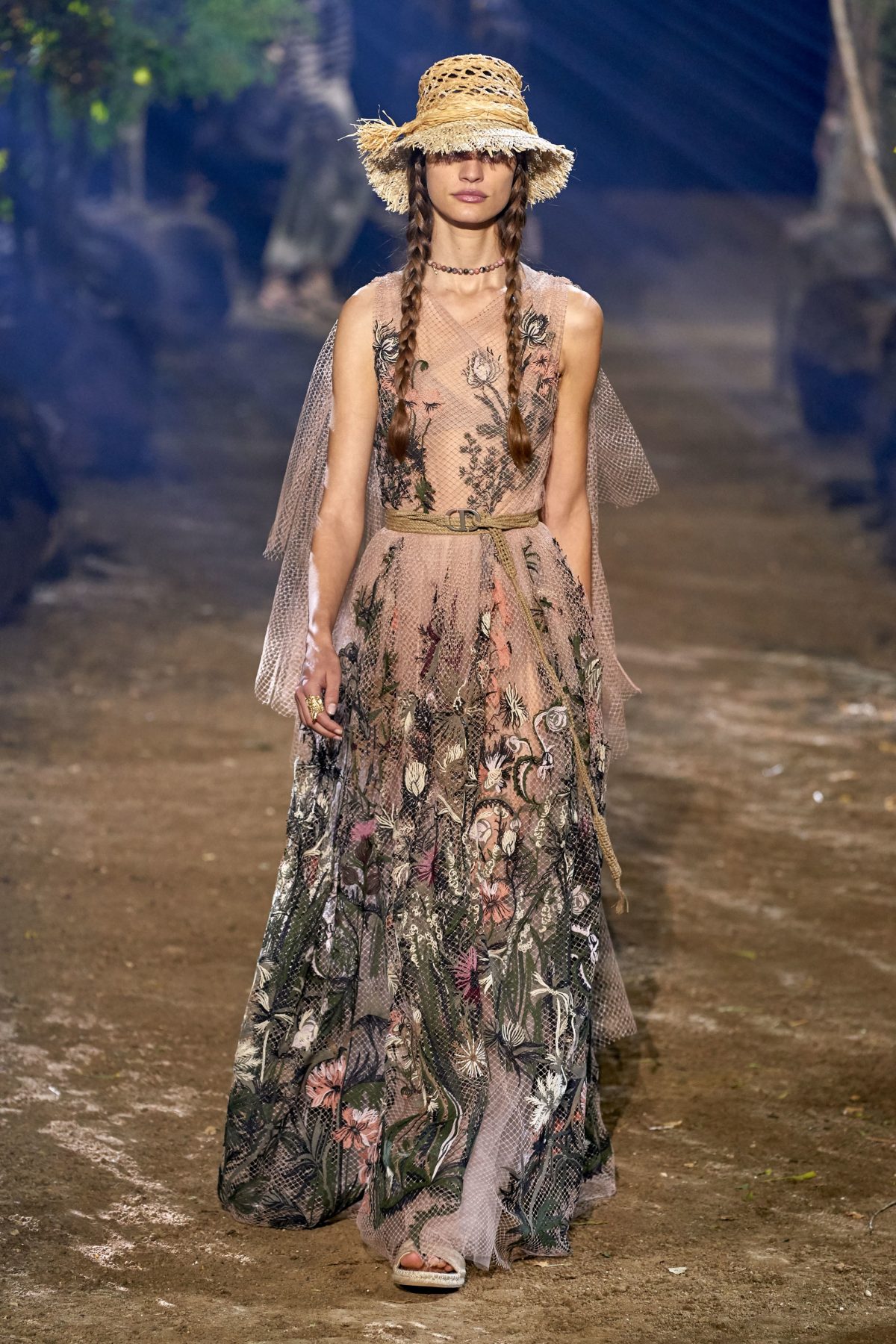 Christian Dior Haute Couture Spring Summer 2020 Paris - RUNWAY MAGAZINE ®  Collections