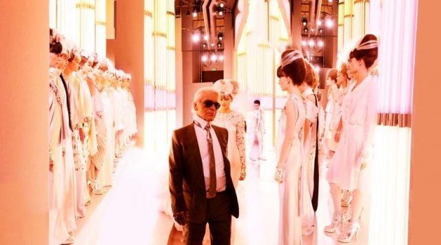 不可不看的新展覽：紀錄 Karl Lagerfeld 每個天馬行空的 Chanel Shows