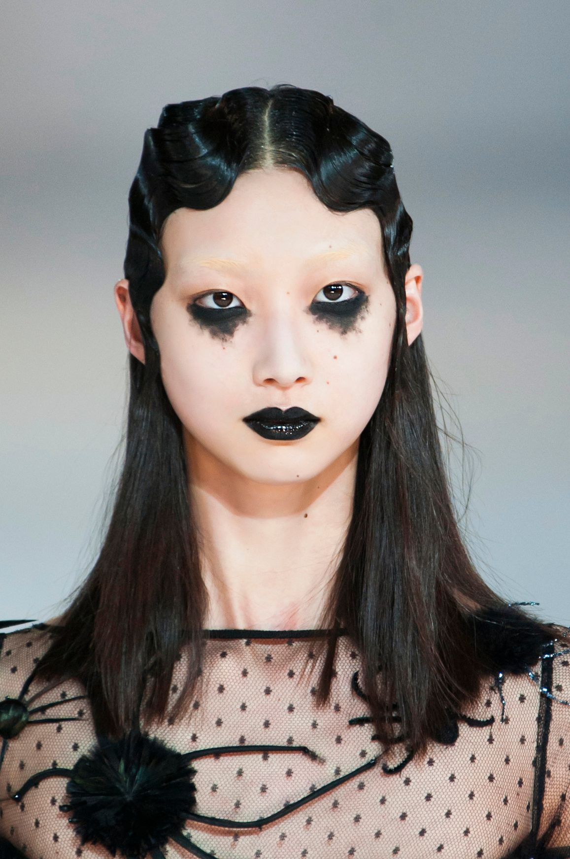 Halloween Makeup Ideas From the Fashion Runways
