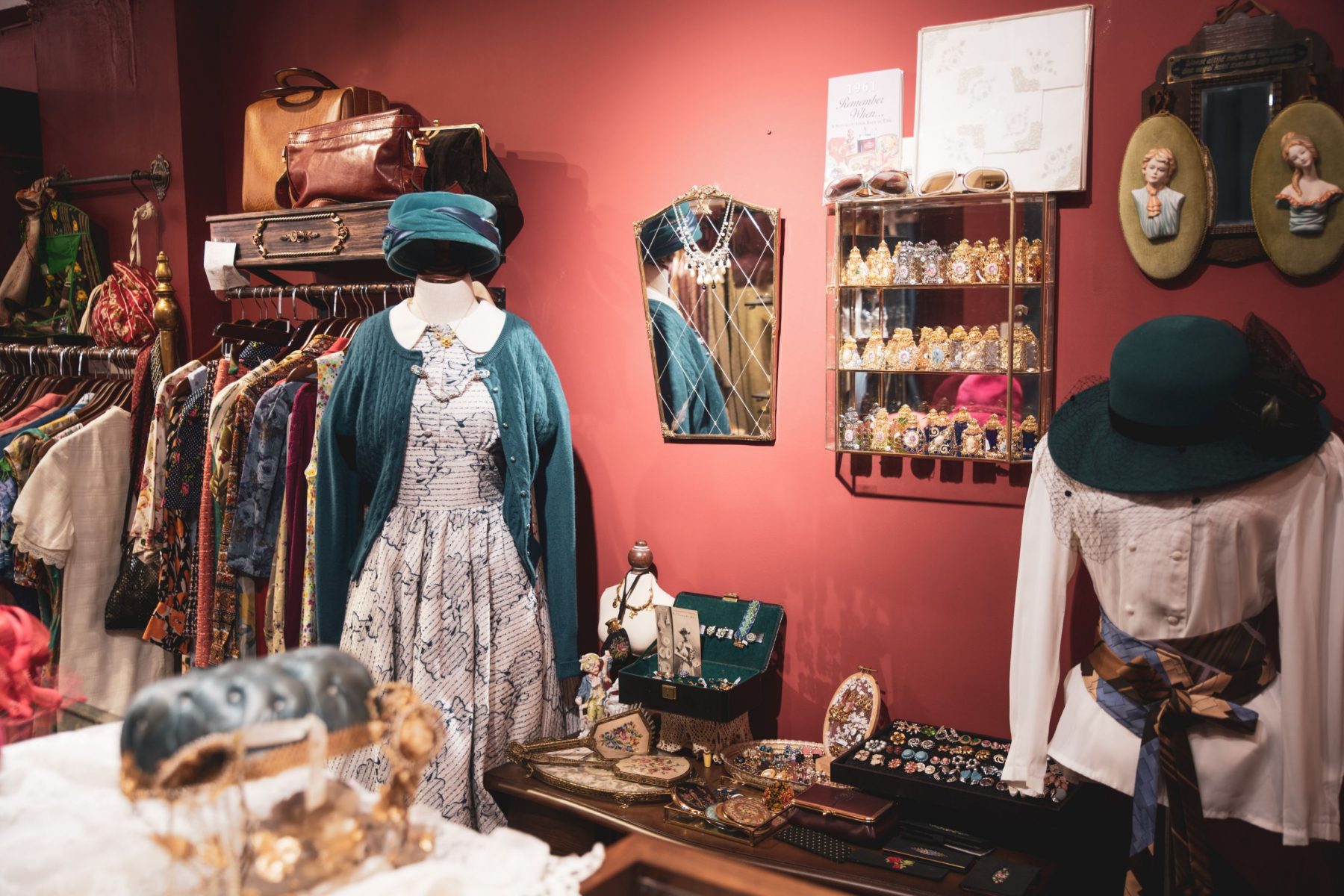 vintage clothing stores near me