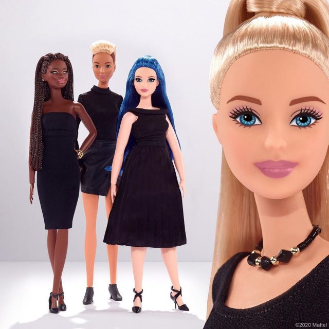 Barbie芭比成模特兒：親自示範M·A·C最新聯乘懷舊唇膏