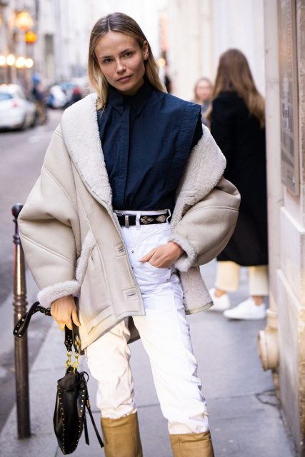 巴黎最時尚便服衣著：春夏如何配襯白色牛仔褲？