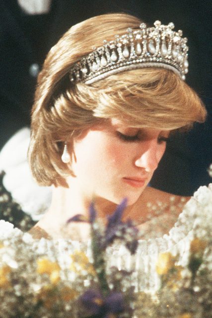 #VogueAtHome︰必看 3部 Netflix 紀錄片探尋戴安娜王妃，傳奇背後鮮為人知的故事