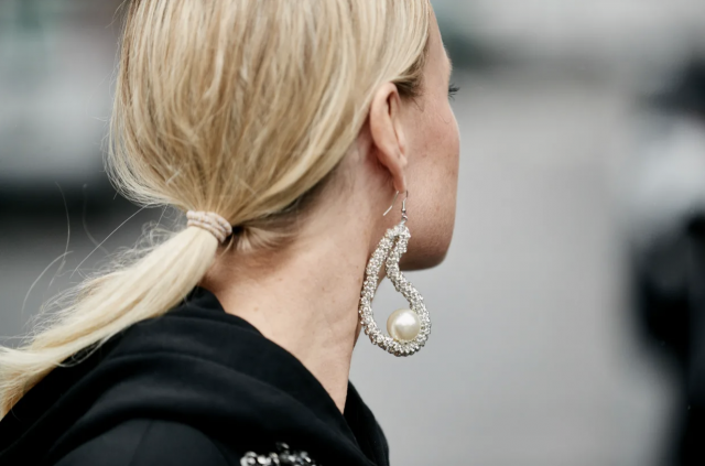 2020春夏飾物網購潮流：15款充滿少女氣息的懷舊珍珠耳環