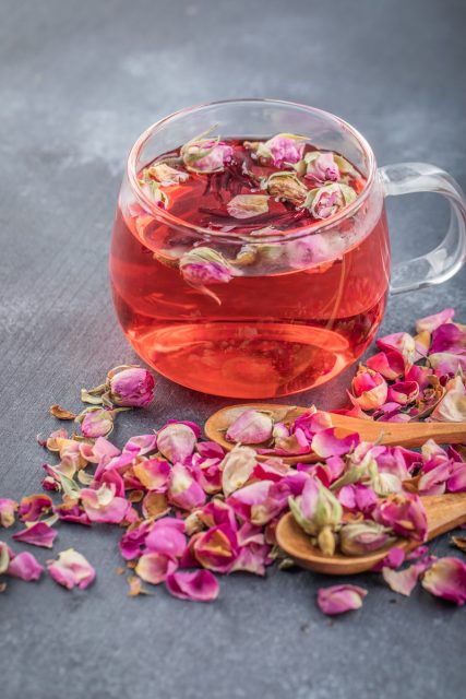由玫瑰到洛神花，夏日花茶你適合喝哪種？