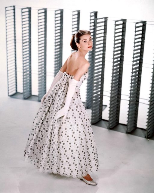 柯德莉夏萍 Audrey Hepburn 與 Givenchy 的最精彩7次銀幕合作