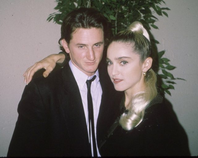 年輕時的激情瘋狂愛情，10張相片回顧 Madonna和Sean Penn的愛