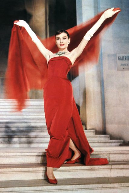 紀錄片推出在即，一起重溫7套 Audrey Hepburn 的時尚電影
