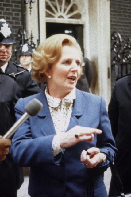Netflix The Crown：Margaret Thatcher 戴卓爾夫人的堅硬珠寶和權力展現