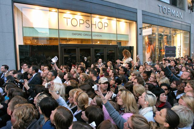 英國高街神話完結：Topshop母公司申請破產