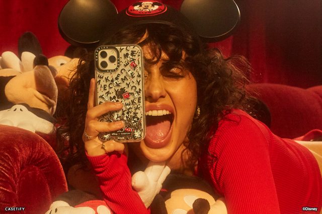 Disney 可愛聯乘再出擊：剛與 Gucci 推出唐老鴨配飾後，輪到米奇攜手 Casetify 出 iPhone 12 Pro 手機殼
