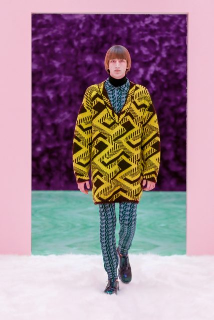 Raf Simons加入Prada首個男裝展，談一場屬於個人情感意志的系列｜Fall 2021 Menswear
