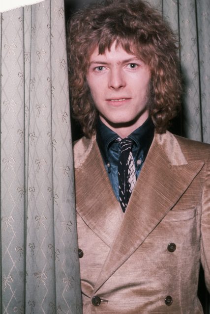 長頭髮合理化也需要自己爭取！觀看少年 David Bowie 談論他心目中「防止虐待長髮男子的社會」