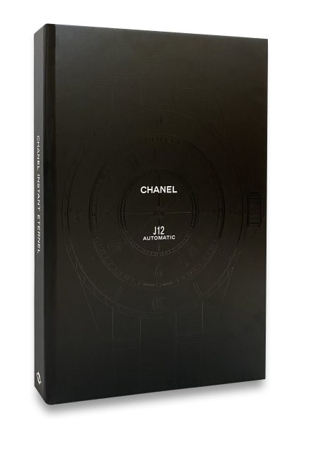 J12誕生20周年，Chanel推出全新腕錶百科《CHANEL ETERNAL INSTANT》