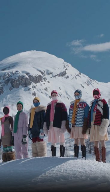 Miu Miu 創時裝展紀錄 在海拔9000英尺雪山帶來烏托邦之夢 | Fall/Winter 2021