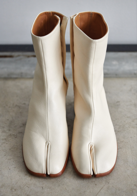 兩趾之間的傳奇故事：訴說 Maison Margiela「忍者鞋」Tabi Boots 誕生與演變