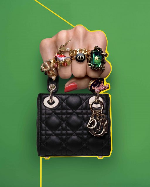 無法抗拒的迷你手袋！Dior 全新 Micro Bag 系列，將經典款式化身迷你版