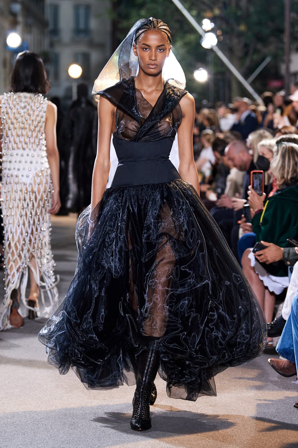 Pieter Mulier's Debut Alaïa Collection Honoured The Legacy Of Azzedine ...