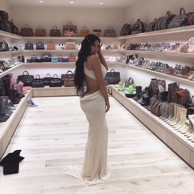 手袋收藏總值達至千萬？盤點 Kim Kardashian 10 款最受矚目的 Hermès、Louis Vuitton 等設計師手袋