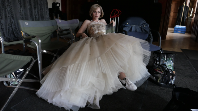 獨家專訪《Spencer》戲服設計師 Jacqueline Durran 得到 Chanel 全力支持打造奢華戴安娜王妃服裝！揭開每件服裝設計的故事