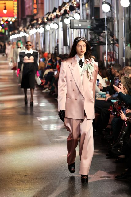 Gucci 宣布重返米蘭時裝周官方日程！鐵定明年 2 月舉行時裝展，放棄季節性設計的 Gucci 將會帶來怎樣的新系列？