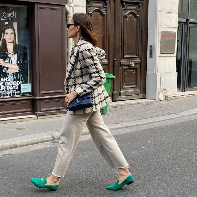 《Emily in Paris》並不反映真實的法式風格？從簡單 6 步學會現實中的巴黎女性穿搭的方式