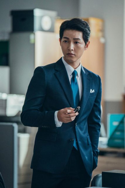 宋仲基、全智賢的人氣竟輸給他？業界選出 2021 年度韓國最熱門電視劇演員