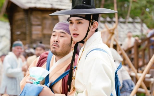 最甜蜜的古裝韓劇：惠利、俞承豪《花開時想月》成為2022年開播評價超高劇集！
