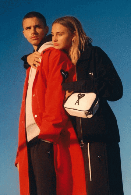 Gen Z 最強時尚名人情侶！10 張圖見證 Mia Regan 和 Romeo Beckham 情侶裝時尚造型
