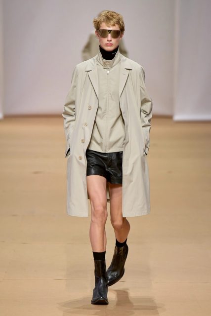 時尚本身就是「選擇」？ Prada 以設計探索簡單表象背後的複雜哲學 ｜Spring / Summer 2023 Menswear
