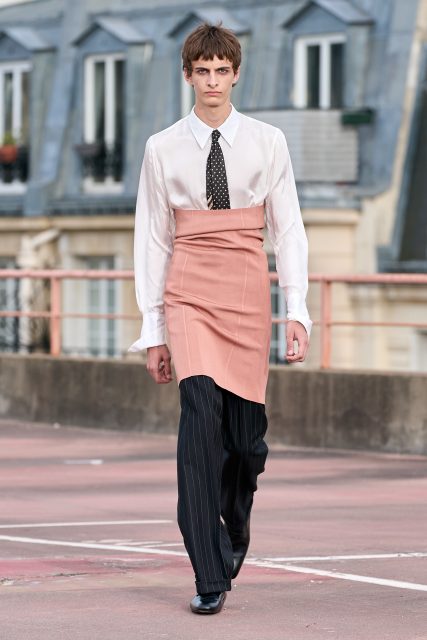 Dries Van Noten 從男性次文化中尋找靈感 | Spring 2023 Menswear