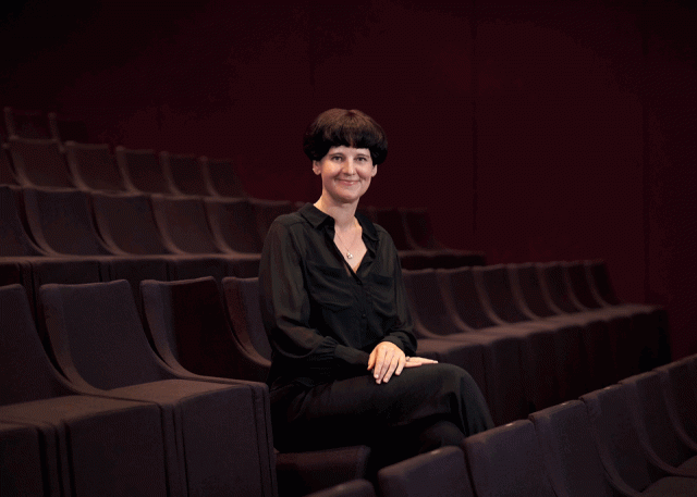 M+戲院開幕在即｜專訪流動影像主策展人Silke Schmickl 「流動影像是一種基於時間的媒介」