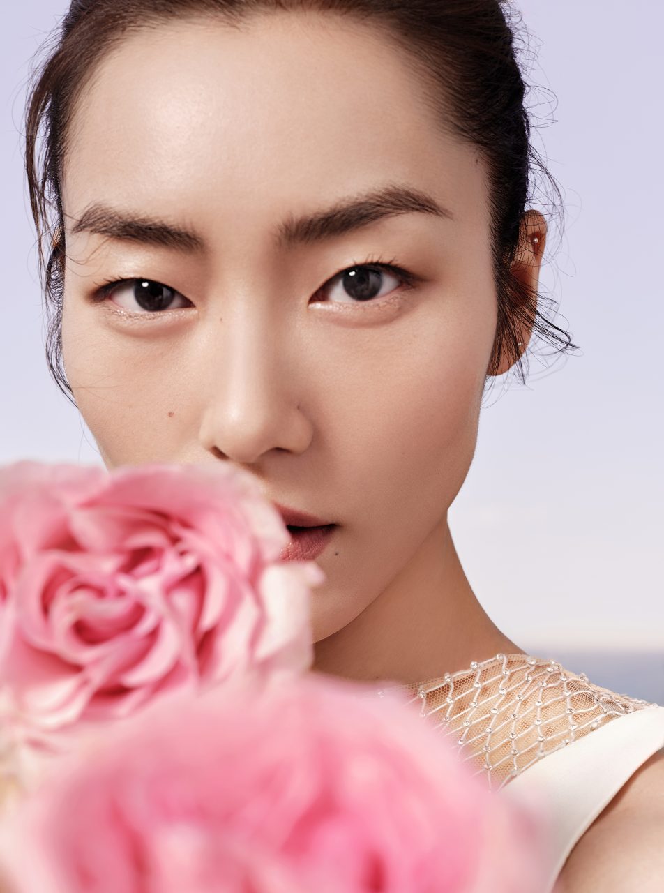 劉雯成為BVLGARI香水大使！展示不一樣的女性簡約美– Vogue Hong Kong image