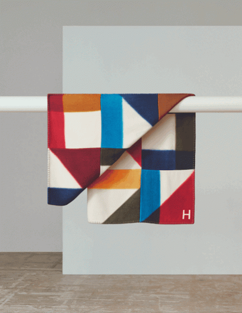 2022 年米蘭設計周 ｜ 精選 Hermès 全新家居系列，如何讓家變得「輕盈」起來？