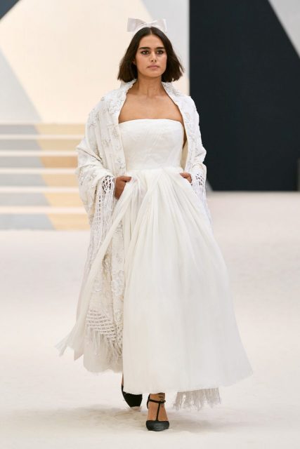 5 Things To Know About Chanel’s Collaborative Haute Couture AW22 Show