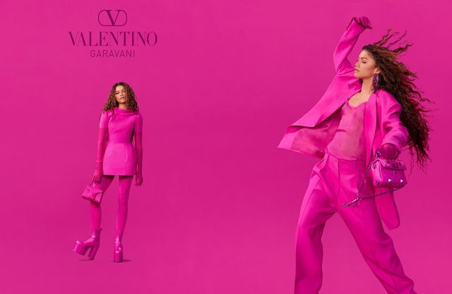 紅地毯女王 Zendaya 聯手「現代車神」Lewis Hamilton 共同演繹 Valentino Pink PP 秋季廣告