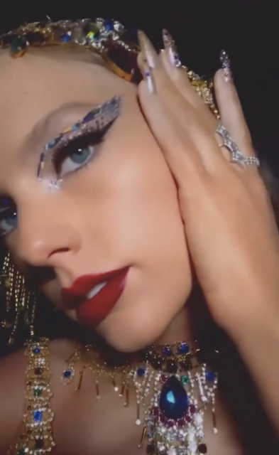 解剖Taylor Swift《Bejeweled》閃亮灰姑娘造型 彩妝大師Pat McGrath如何設計大熱Bejeweled beauty？