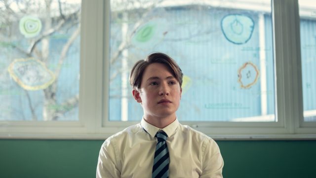 《戀愛修課 Heartstopper》男主角 Kit Connor「被迫出櫃」？承認雙性戀：「恭喜你們成功地讓一位 18 歲的男生被迫出櫃。」