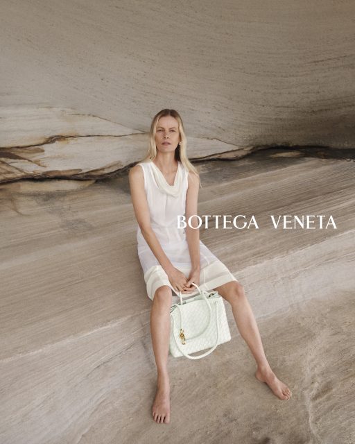 Bottega Veneta 最新 Andiamo 手袋登場，重新演繹標誌性 Intrecciato 織皮工藝
