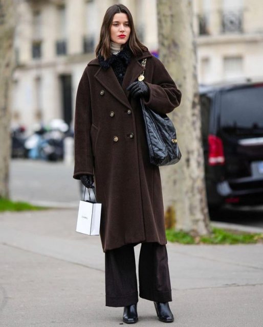 Style File：Chanel創意總監Virginie Viard欽點繆思Vivienne Rohner，私下中性懷舊穿搭展現帥氣個性！