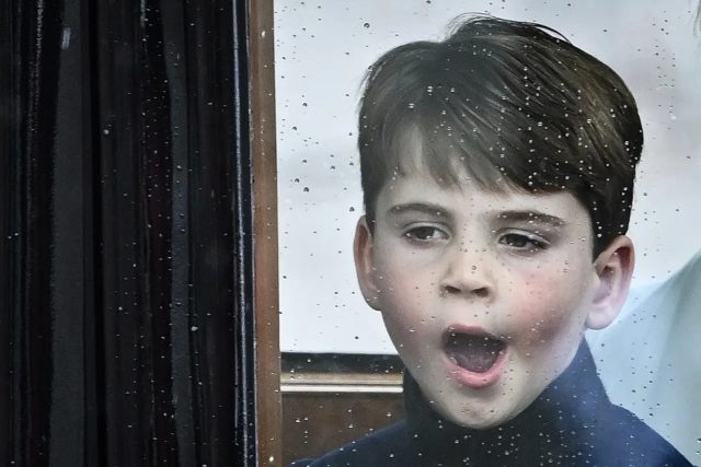 查理斯加冕禮｜路易小王子打造最強表情包！這位5歲小孩如何不停「打喊路」成為網絡話題？