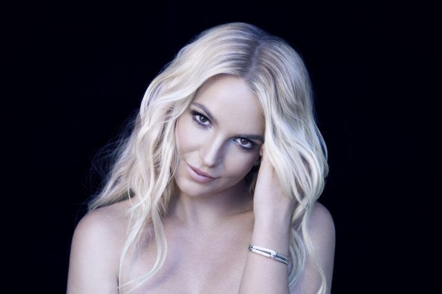 流行天后 Britney Spears 再度回歸——即將與 Will.I.Am 合作推出脫離監管後的第二張單曲！